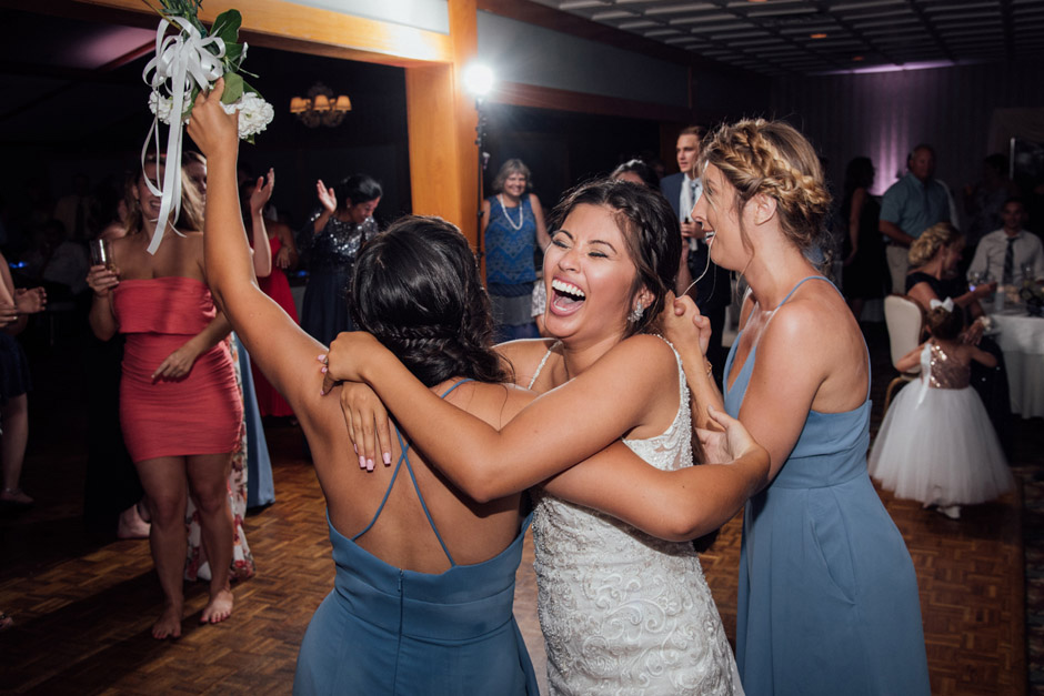 Casandra & Robert - Photography - Classic Lake Wedding - Geneva, NY ...